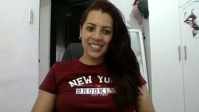 Snapshot of Anne_kis chatting on 8, 2, 2025 Anne kis online show from 8, 2, 2025