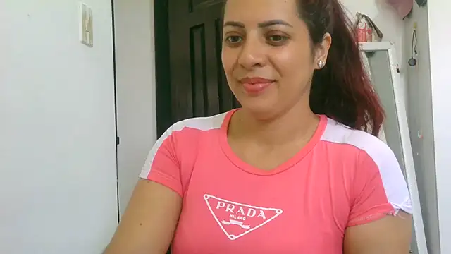 Snapshot of Anne_kis chatting on 12, 9, 2025 Anne kis online show from 12, 9, 2025