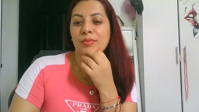 Snapshot of Anne_kis chatting on 17, 10, 2025 Anne kis online show from 17, 10, 2025