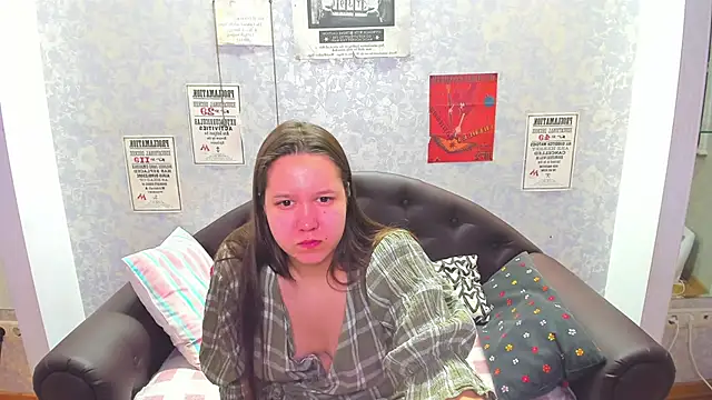 Snapshot of Mira_Karter chatting on 28, 1, 2025 Mira Karter online show from 28, 1, 2025