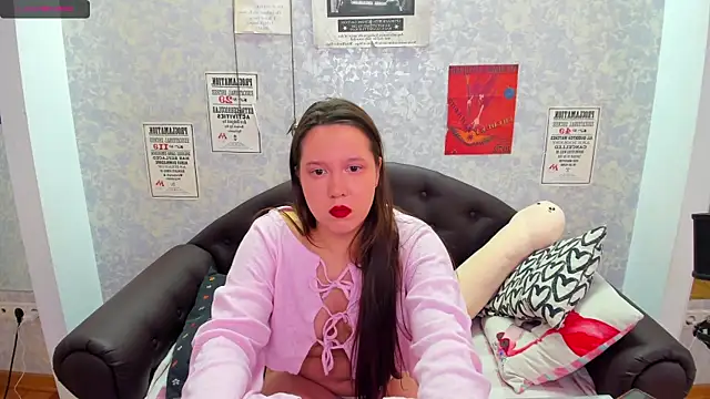 Snapshot of Mira_Karter chatting on 5, 2, 2025 Mira Karter online show from 5, 2, 2025