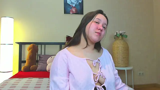 Snapshot of Mira_Karter chatting on 15, 2, 2025 Mira Karter online show from 15, 2, 2025