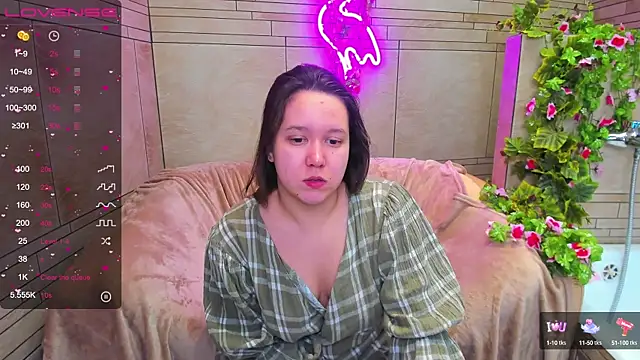 Snapshot of Mira_Karter chatting on 22, 2, 2025 Mira Karter online show from 22, 2, 2025