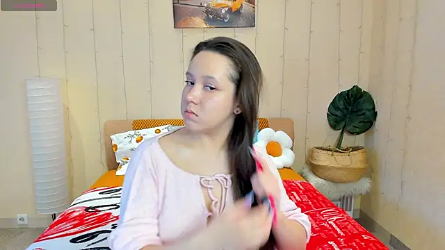 Snapshot of Mira_Karter chatting on 2, 4, 2026 Mira Karter online show from 2, 4, 2026