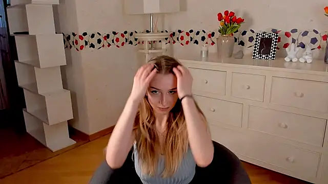 Snapshot of BreckAngwin chatting on 8, 2, 2025 BreckAngwin online show from 8, 2, 2025