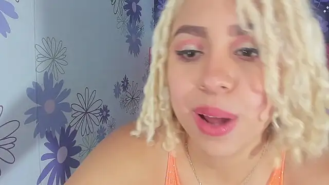 Lucy White   online show from 20, 9, 2025