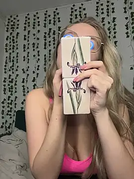 Snapshot of Kitty_Katrine chatting on 15, 1, 2025 Kitty Katrine online show from 15, 1, 2025