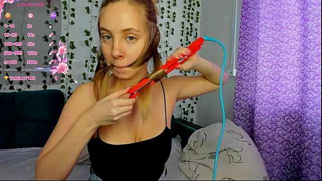 Snapshot of Kitty_Katrine chatting on 27, 1, 2025 Kitty Katrine online show from 27, 1, 2025