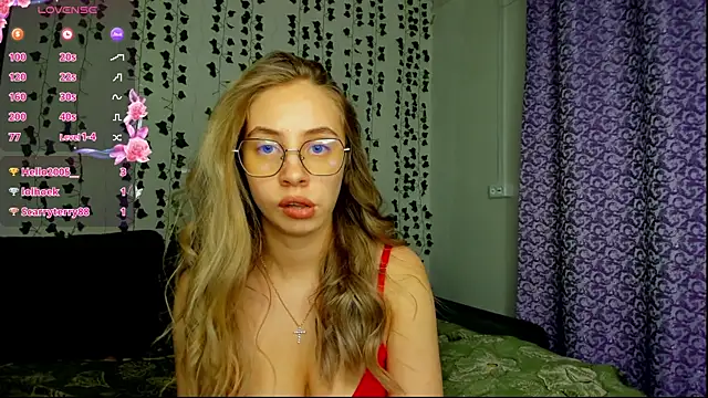 Snapshot of Kitty_Katrine chatting on 14, 2, 2025 Kitty Katrine online show from 14, 2, 2025