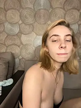 Snapshot of Kitty_Katrine chatting on 25, 10, 2025 Kitty Katrine online show from 25, 10, 2025