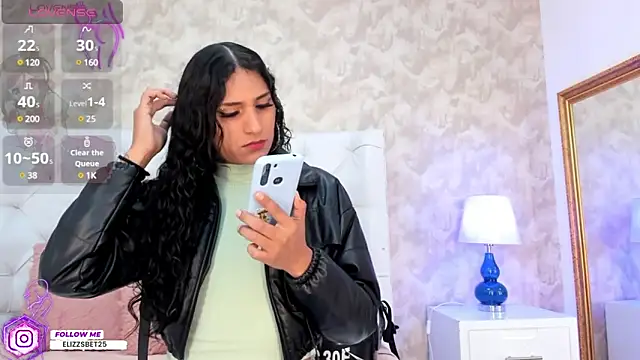 Snapshot of Eliza_Thaylor__ chatting on 31, 1, 2025 Eliza Thaylor online show from 31, 1, 2025