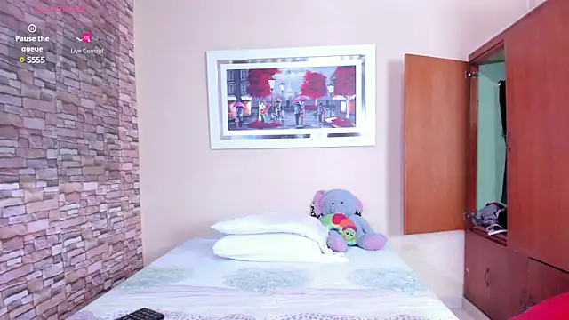 mariana mauricio hot online show from 23, 3, 2025