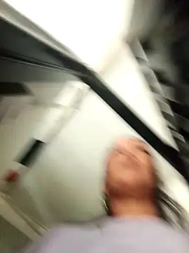 mariana mauricio hot online show from 5, 4, 2026