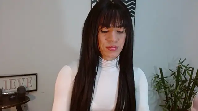 Snapshot of KamilaParrisx chatting on 14, 11, 2025 KamilaParrisx online show from 14, 11, 2025