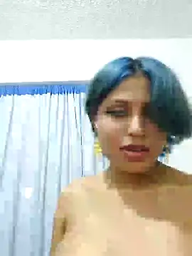 Snapshot of azulzulix chatting on 5, 2, 2025 azulzulix online show from 5, 2, 2025