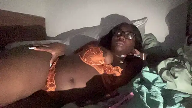 AveryJ99 online show from 11, 2, 2025