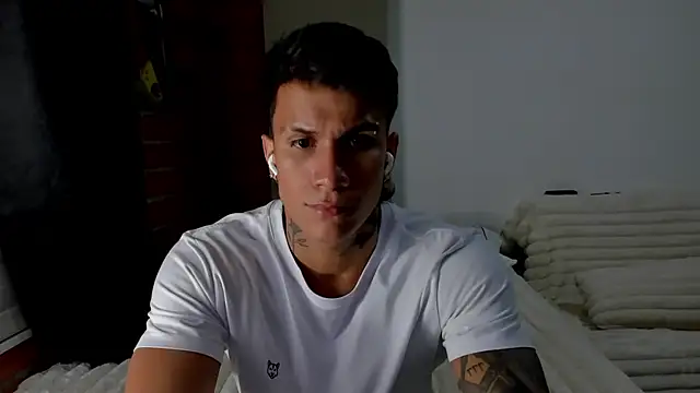 pettergrey1 online show from 5, 12, 2025