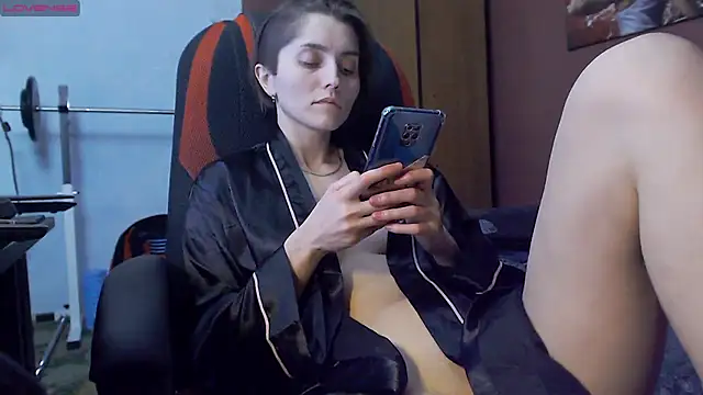 womanstrong78 online show from 8, 2, 2025