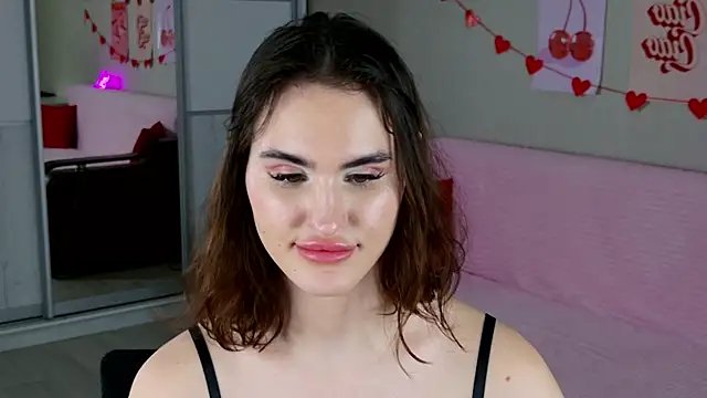 Snapshot of FridaCure chatting on 21, 3, 2025 FridaCure online show from 21, 3, 2025