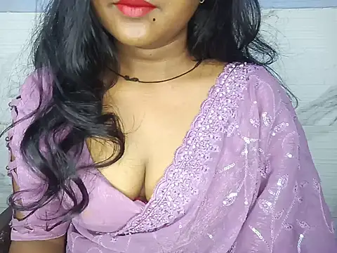 Snapshot of Muktha chatting on 19, 6, 2026 Muktha online show from 19, 6, 2026