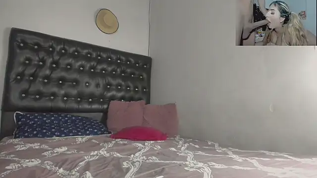 Snapshot of sexylatin_ chatting on 23, 12, 2024 sexylatin online show from 23, 12, 2024