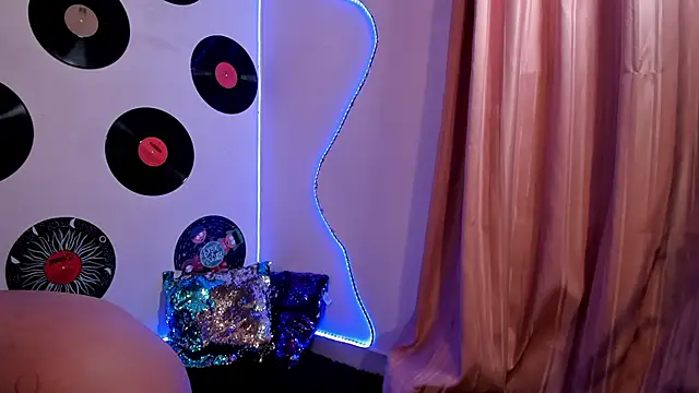 Snapshot of _dahian14_ chatting on 24, 1, 2025 dahian14 online show from 24, 1, 2025