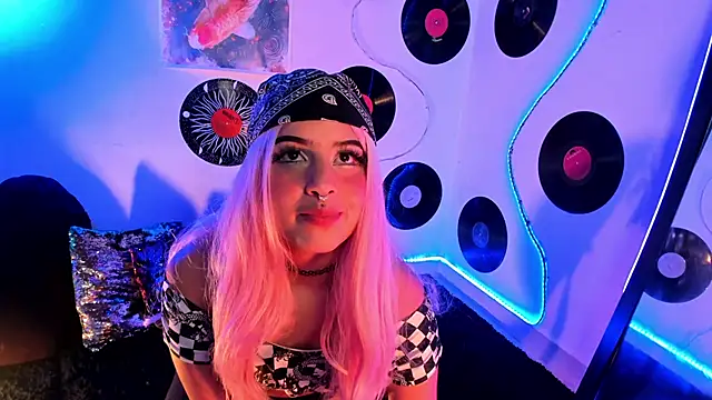 Snapshot of _dahian14_ chatting on 10, 3, 2025 dahian14 online show from 10, 3, 2025