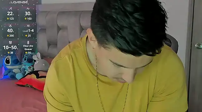 Snapshot of victor_vixen chatting on 4, 1, 2025 victor vixen online show from 4, 1, 2025