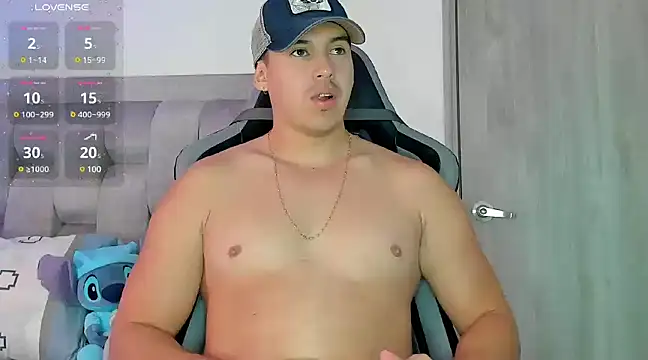 Snapshot of victor_vixen chatting on 11, 1, 2025 victor vixen online show from 11, 1, 2025