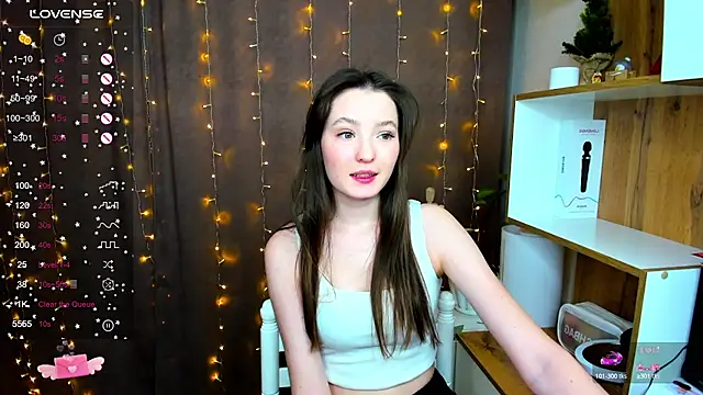 Snapshot of Fairyy_Moon chatting on 14, 12, 2024 Fairyy Moon online show from 14, 12, 2024