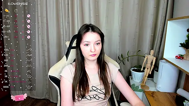 Snapshot of Fairyy_Moon chatting on 13, 1, 2025 Fairyy Moon online show from 13, 1, 2025