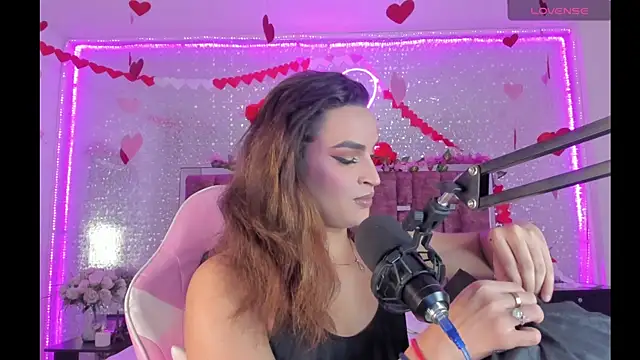 KylieVictoria online show from 15, 2, 2025