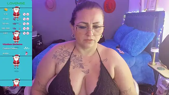 Snapshot of Ivonnee__ chatting on 13, 12, 2024 Ivonnee online show from 13, 12, 2024