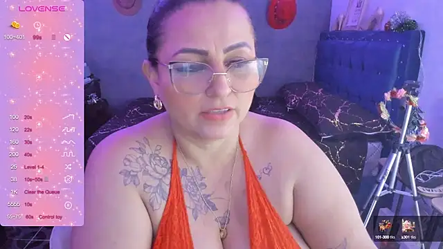 Snapshot of Ivonnee__ chatting on 22, 12, 2024 Ivonnee online show from 22, 12, 2024