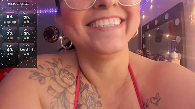 Snapshot of Ivonnee__ chatting on 28, 2, 2025 Ivonnee online show from 28, 2, 2025