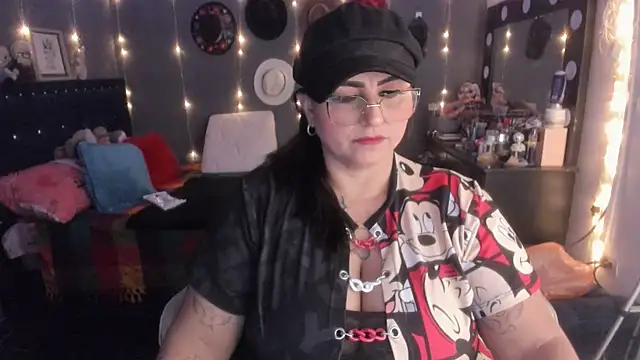 Snapshot of Ivonnee__ chatting on 16, 3, 2025 Ivonnee online show from 16, 3, 2025