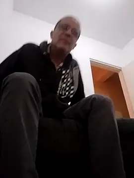 Snapshot of barboza991 chatting on 28, 5, 2026 barboza991 online show from 28, 5, 2026