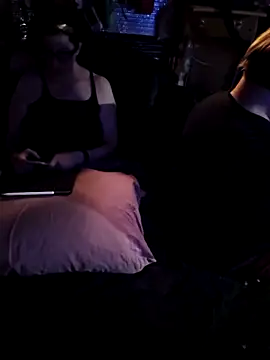 alienbunny online show from 19, 2, 2025