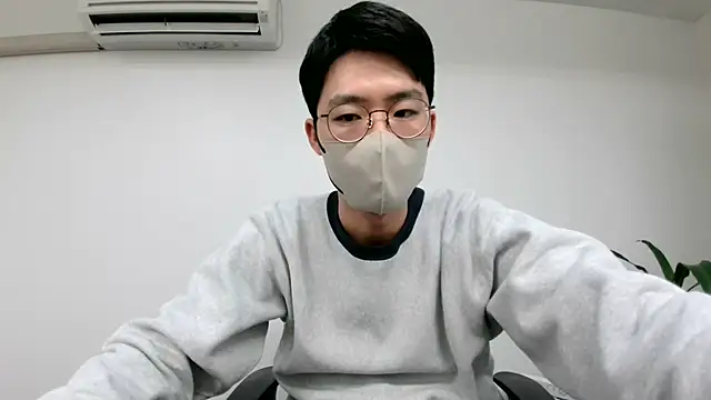 TakuryuJPN online show from 31, 1, 2025