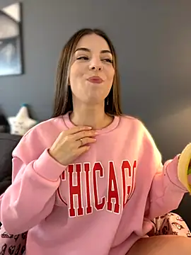 Mia Ethan online show from 25, 11, 2025