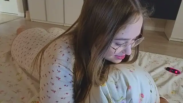 endlesssoffi online show from 19, 12, 2025