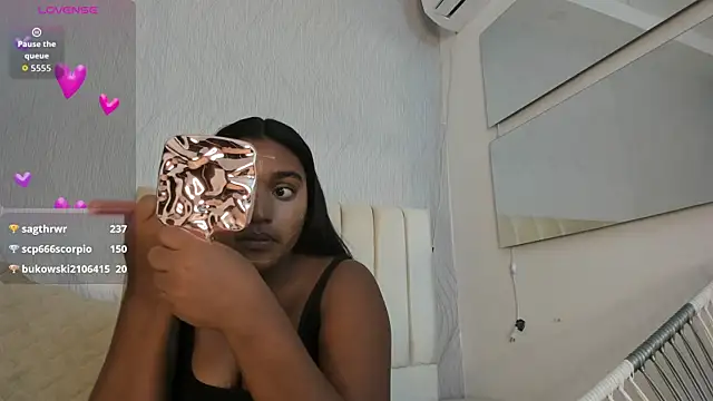 kayna gomez online show from 19, 9, 2025