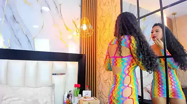 Snapshot of SofiaLaurents chatting on 7, 2, 2025 SofiaLaurents online show from 7, 2, 2025