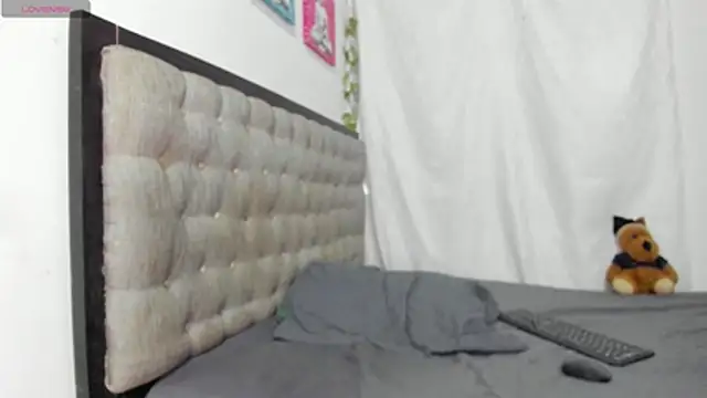 emi henao online show from 20, 2, 2026