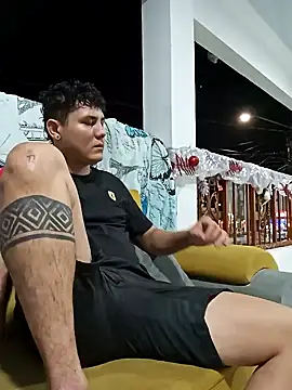 Pink Jazmin online show from 18, 12, 2024