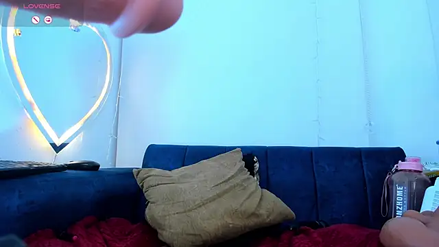 Snapshot of AnaSofia_07sv chatting on 1, 2, 2025 AnaSofia 07sv online show from 1, 2, 2025