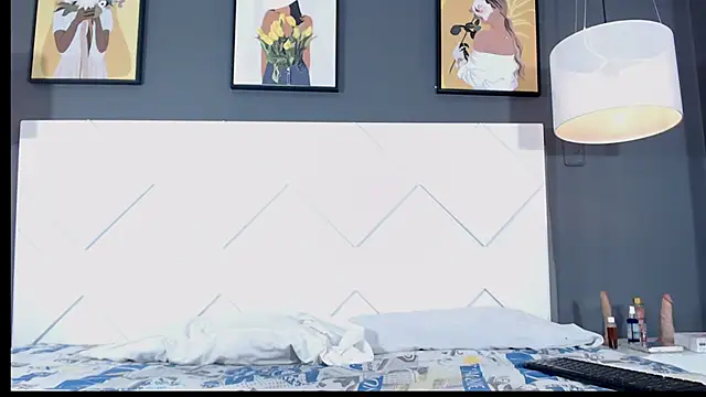 Snapshot of KyleDoom chatting on 25, 10, 2025 KyleDoom online show from 25, 10, 2025