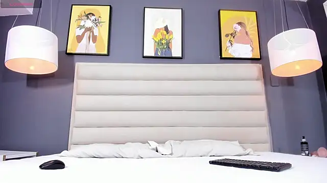 Snapshot of KyleDoom chatting on 2, 12, 2025 KyleDoom online show from 2, 12, 2025