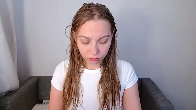 bellaa love  online show from 30, 6, 2026