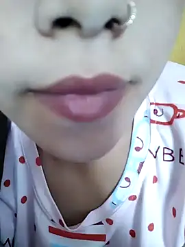 Snapshot of Anki-doll chatting on 25, 1, 2025 Anki-doll online show from 25, 1, 2025